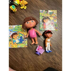 Lot‎ of Dora items